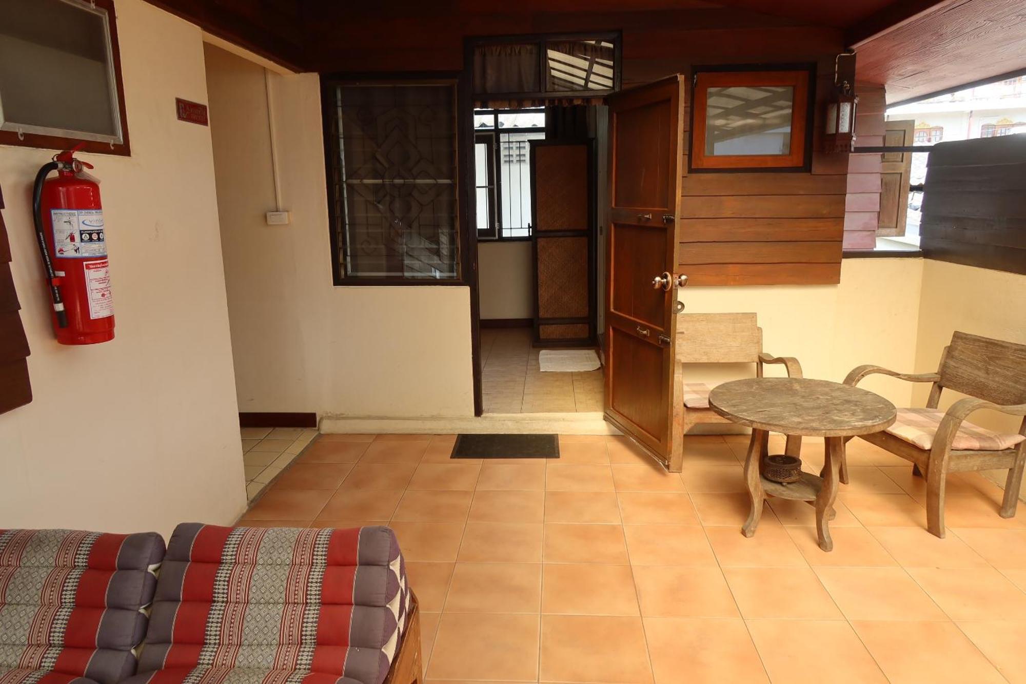 Banjai Garden Guesthouse Chiang Mai Ngoại thất bức ảnh