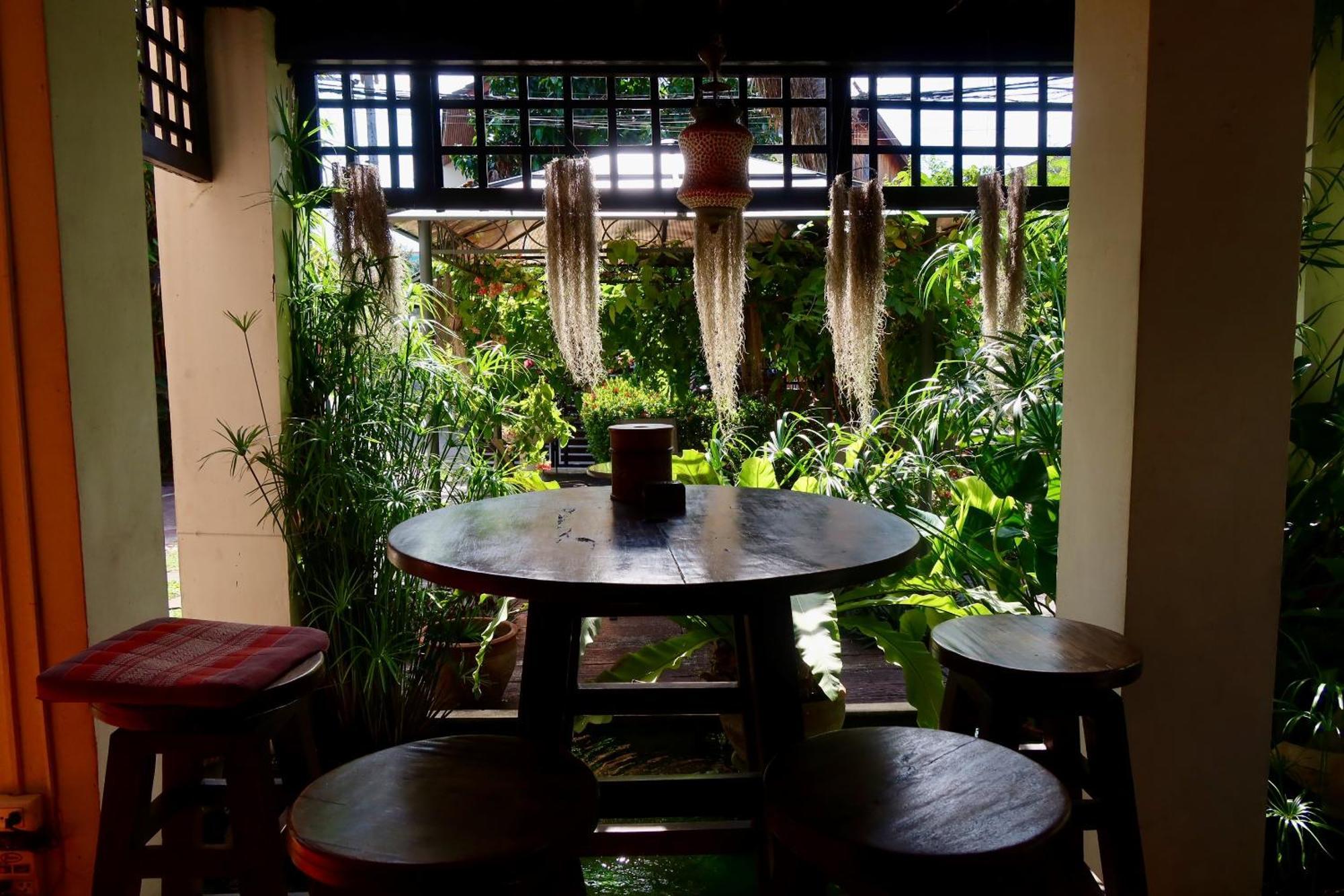 Banjai Garden Guesthouse Chiang Mai Ngoại thất bức ảnh